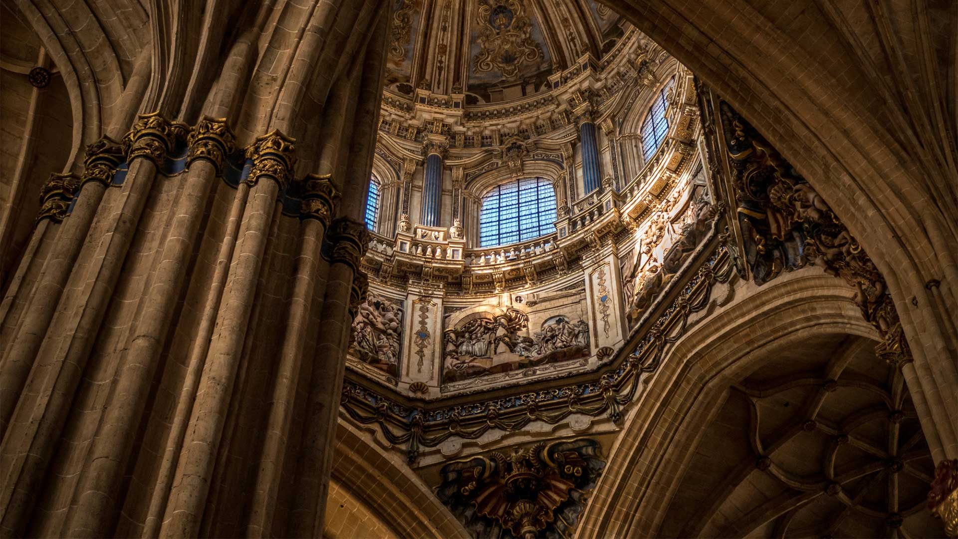 Se inicia el proceso de restauraciónde la catedral de Salamanca